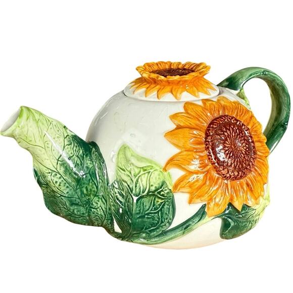 Vintage Sunflower Nature Ceramic Teapot - Picture 2 of 8